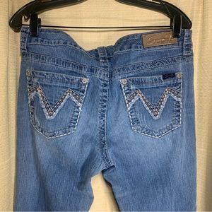 Seven7 stretch blue jean capri size 12